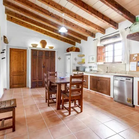 Villa Sleeps 6 Pool Air Con Wifi Pollenca