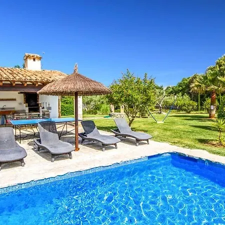Sleeps 6 Pool Air Con Wifi *